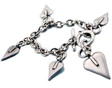 Danon 5 Heart Charm Bracelet B3321 - 62.00